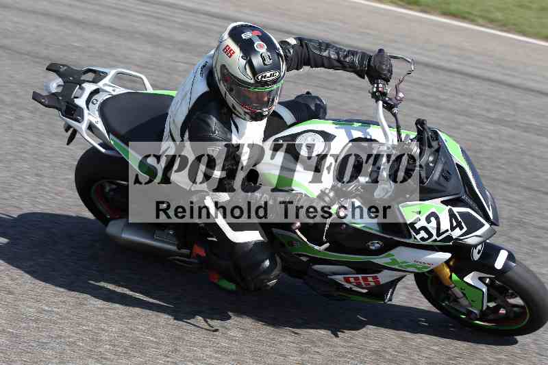/44 09.08.2025 Plüss Moto Sport ADR/Freies Fahren/524